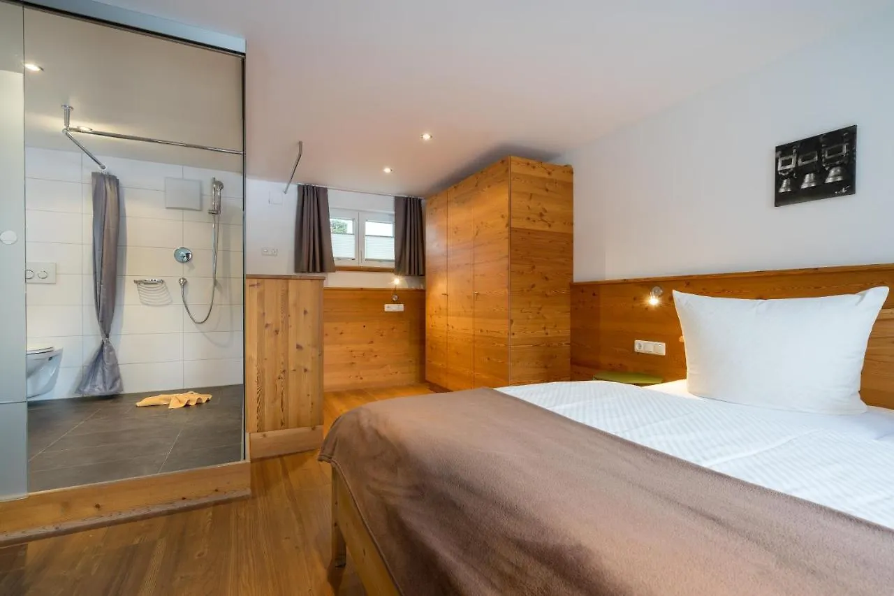 Apartment Ferienwohnungen Alpentraum - Haus Karin Oberstdorf